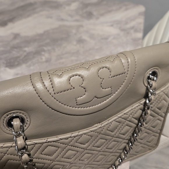Tory Burch Taupe Quilted Shoulder Bag - Picture 3 of 4